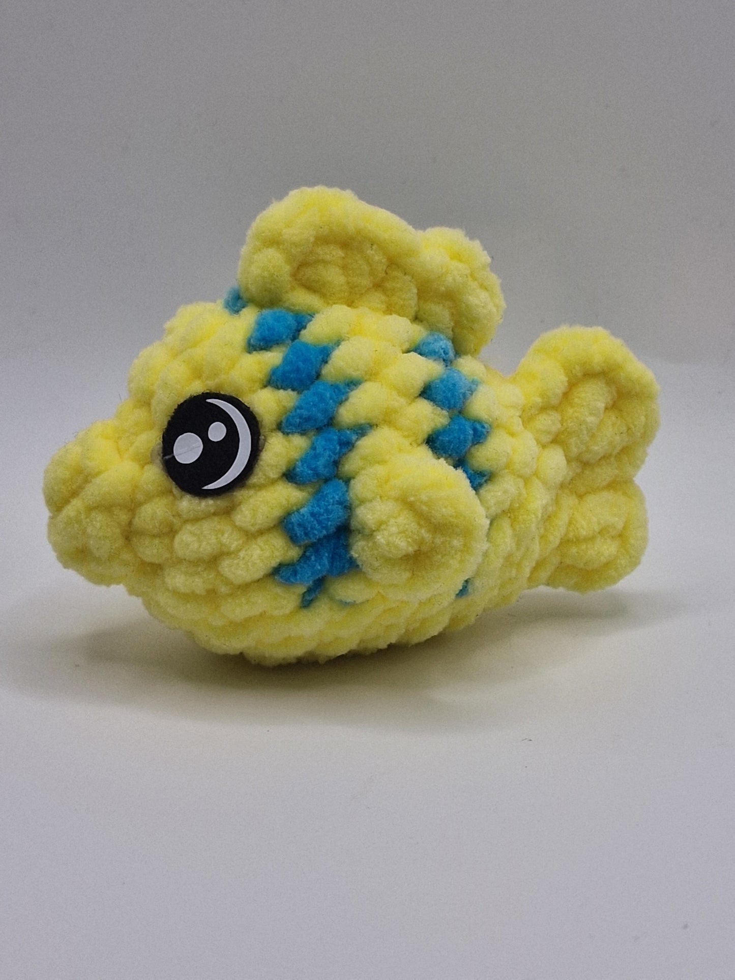Fish (yellow & blue)